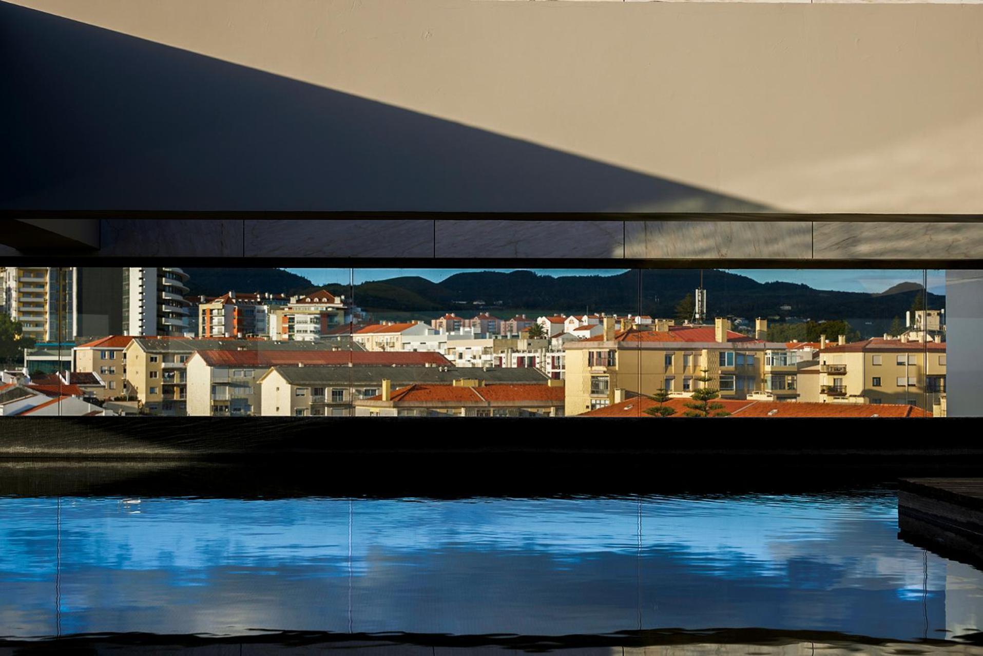 Octant Ponta Delgada Hotel Exterior foto View of the city