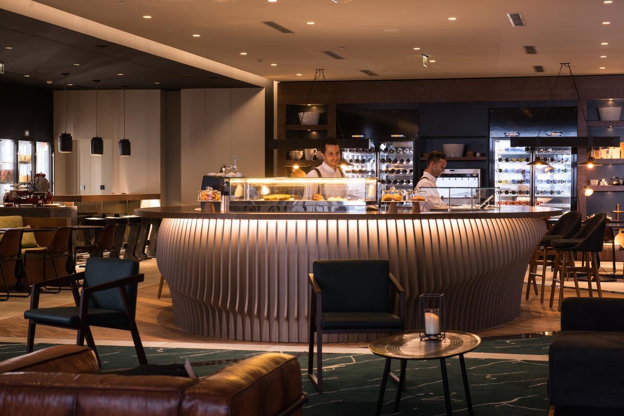 Octant Ponta Delgada Hotel Exterior foto The bar at the lounge